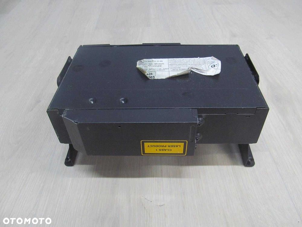 Używany Zmieniarki CD - 160 PLN - Otomoto.pl