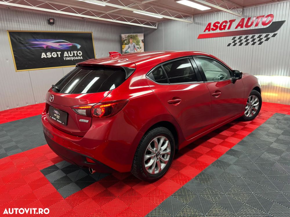 Mazda 3 - 7