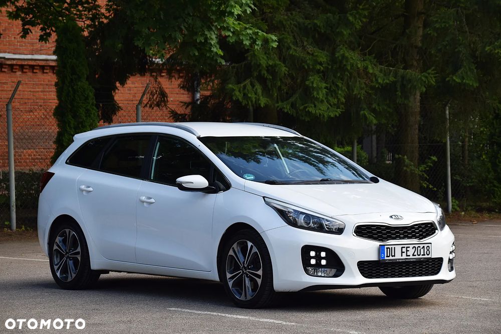 Kia Ceed 1.6 CRDi 136 DCT ISG GT Line - 14