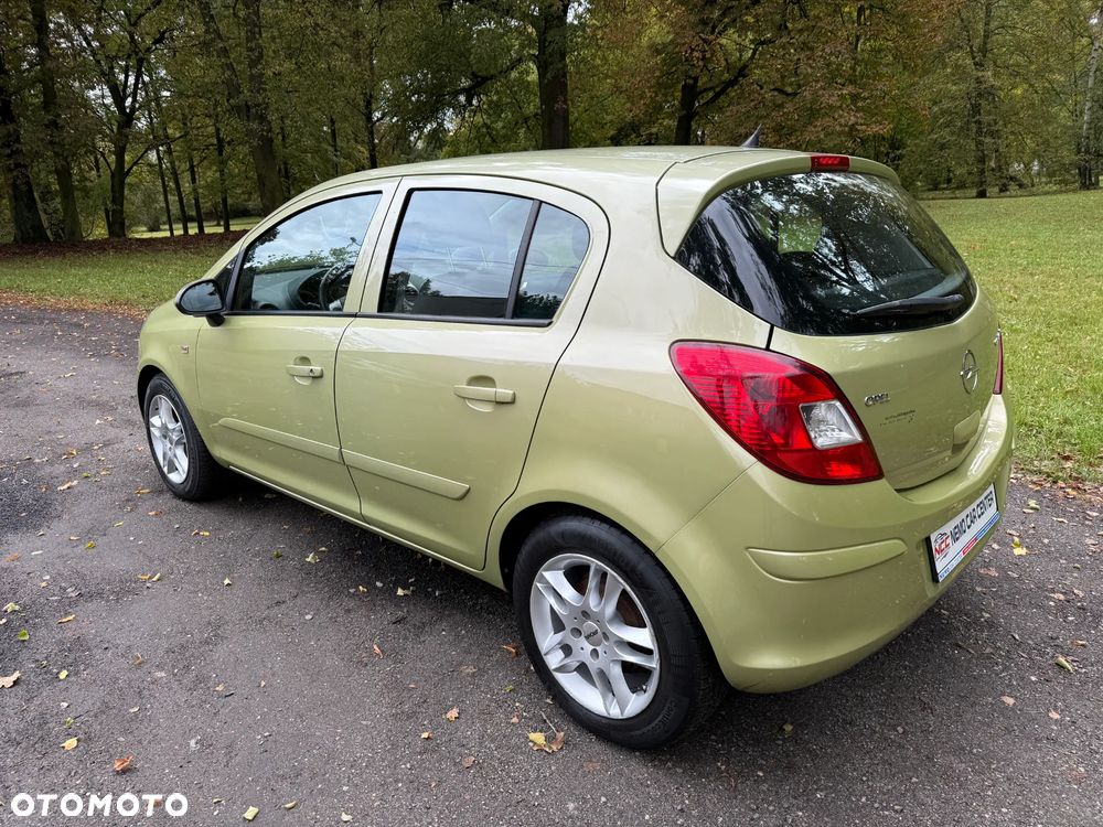 Opel Corsa 1.4 16V Innovation - 14