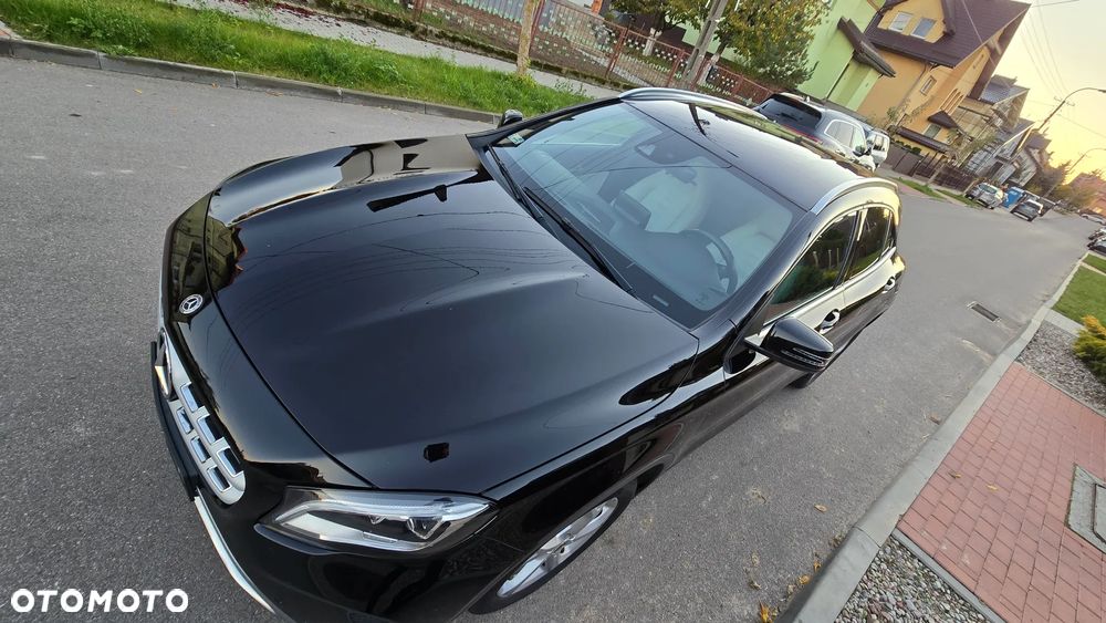 Mercedes-Benz GLA 200 7G-DCT AMG Line - 21