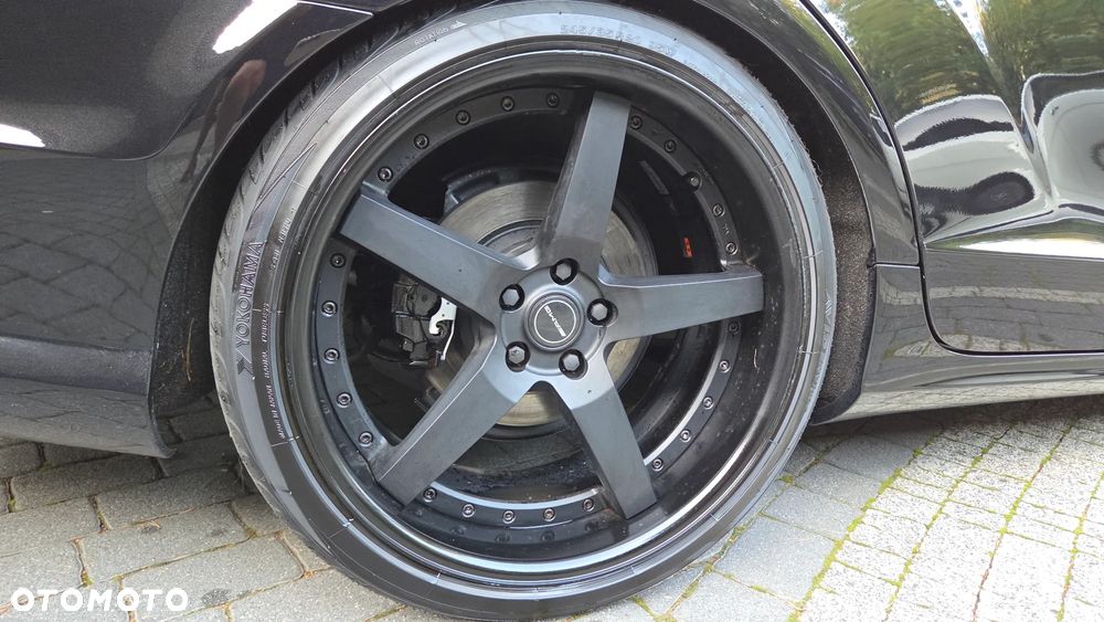 Mercedes-Benz CLS 350 BlueEff - 32