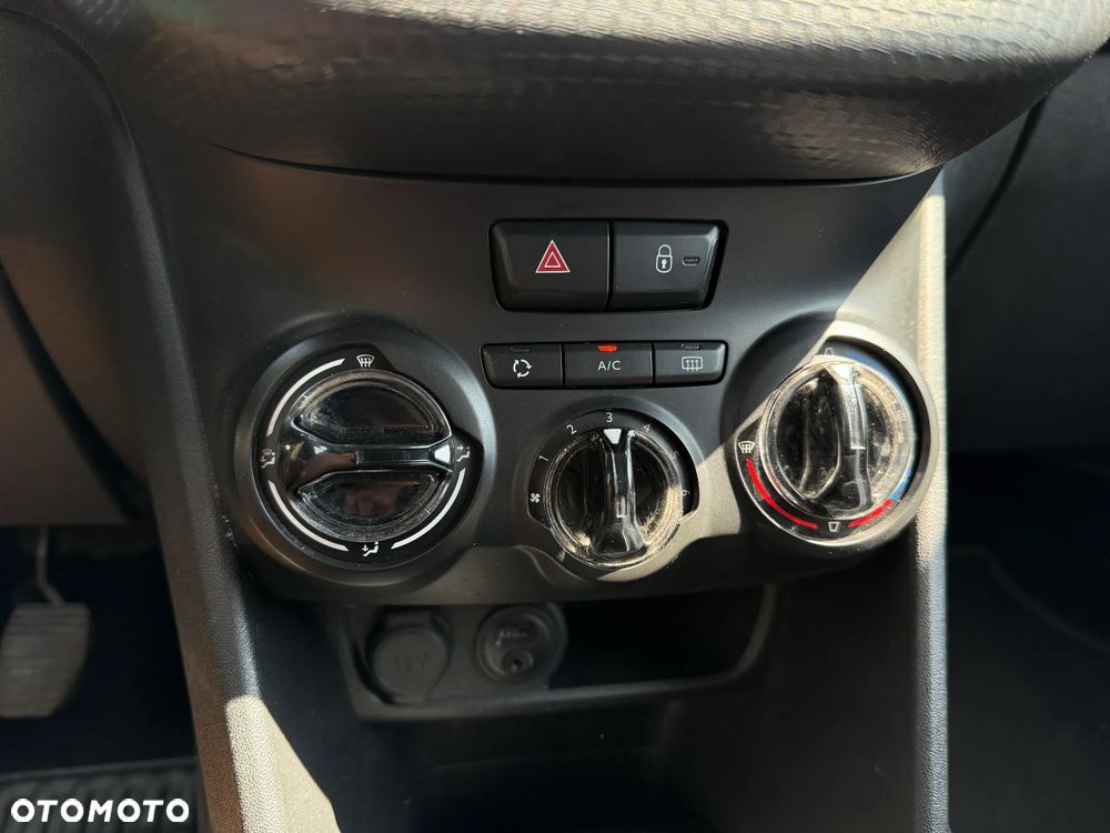 Peugeot 2008 1.2 Pure Tech Style - 15