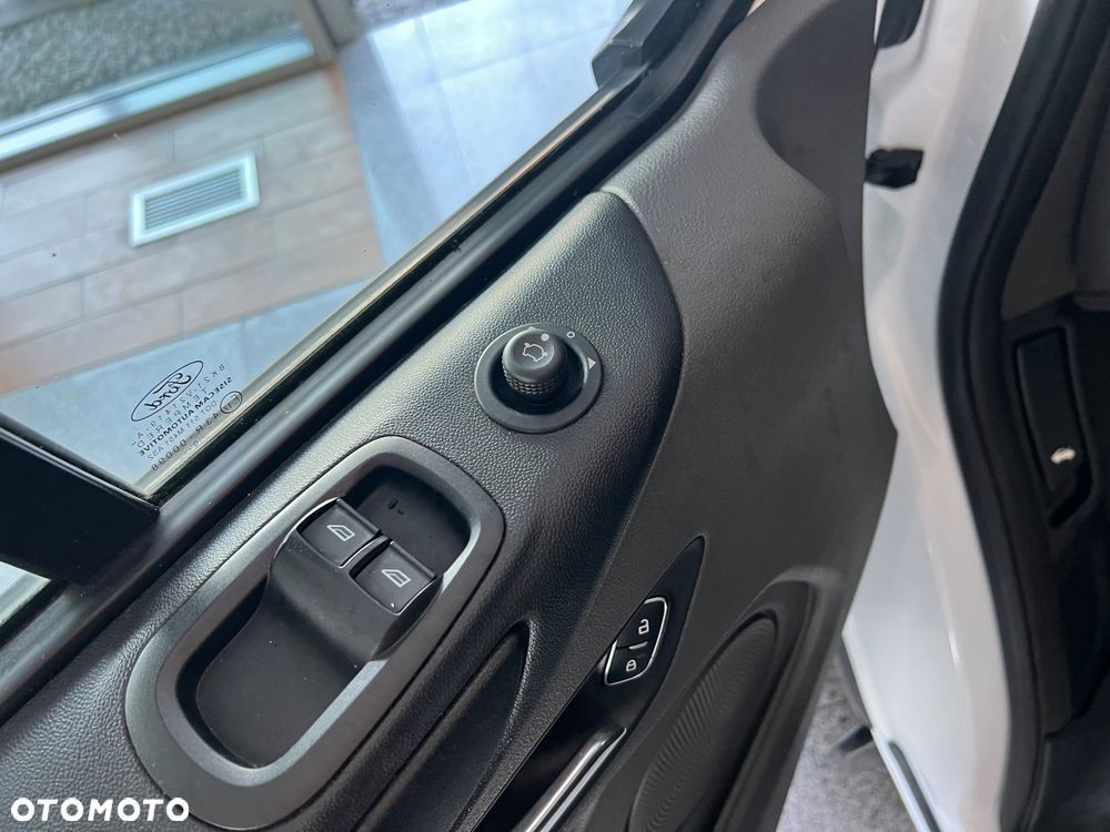Ford Transit Custom - 24