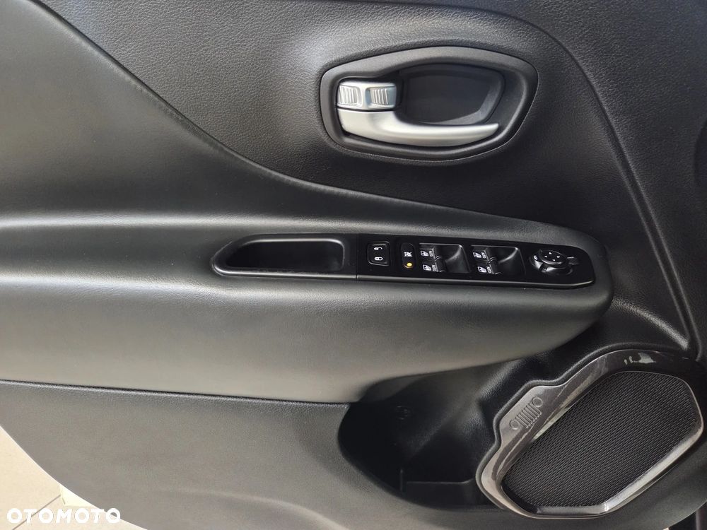 Jeep Renegade 1.3 GSE T4 Turbo PHEV 4xe Limited S&S - 9