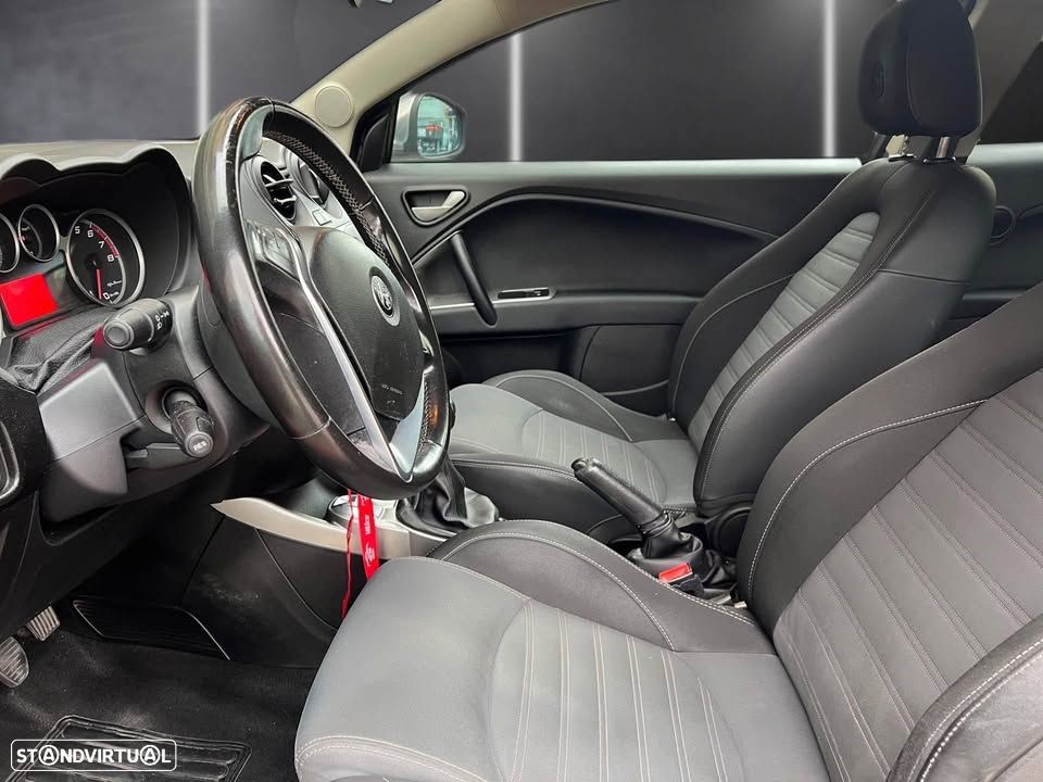 Alfa Romeo MiTo 0.9 8V Turbo Twinair Urban - 4