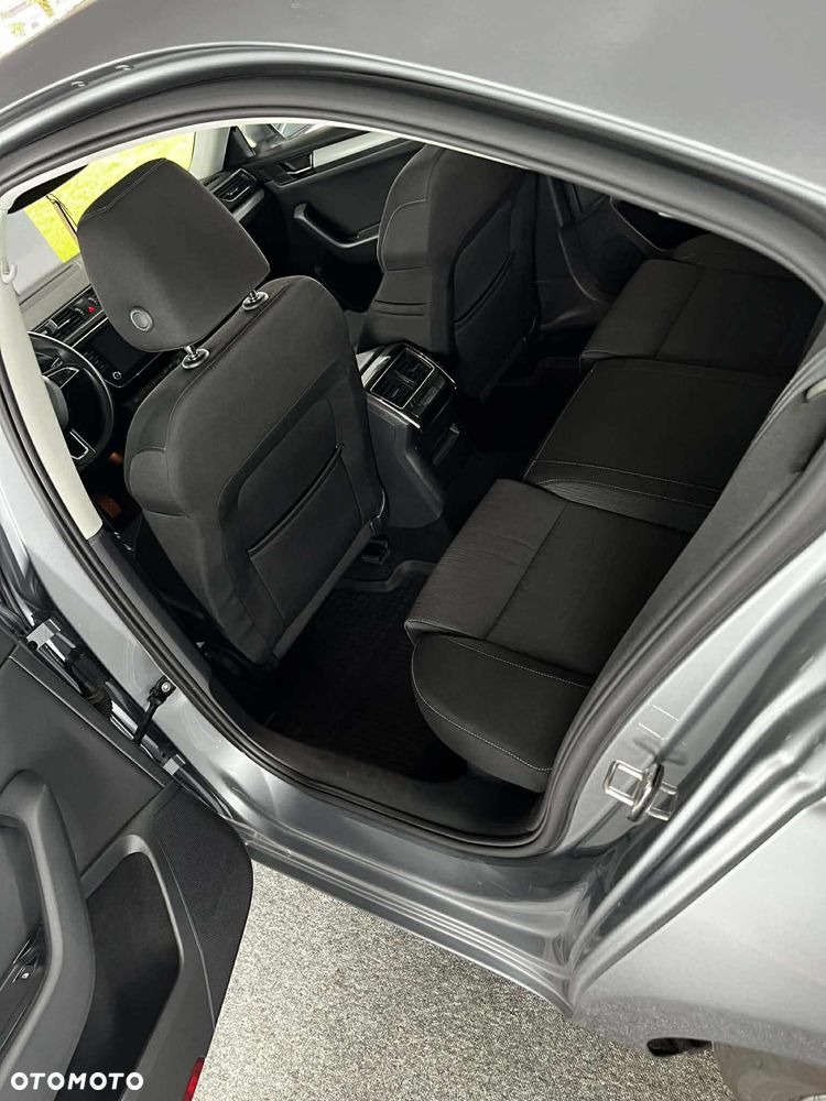 Skoda Superb 1.5 TSI ACT Ambition DSG - 2