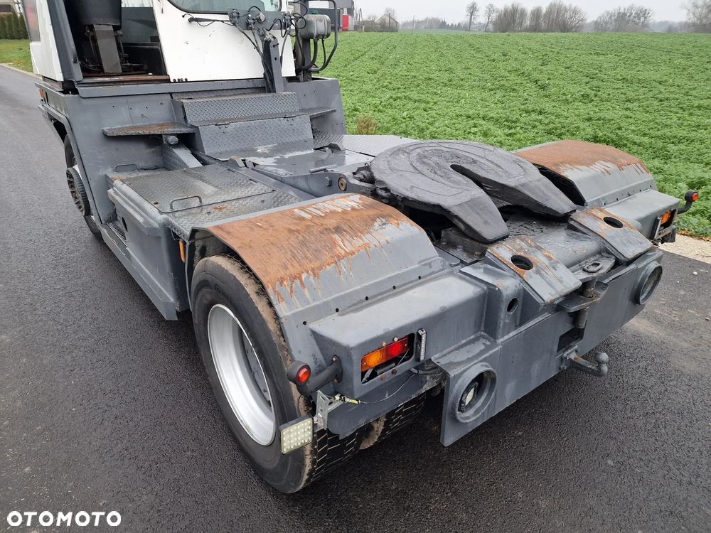 Terberg RT222 - CIĄGNIK TERMINALOWY - 11