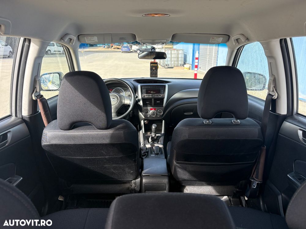 Subaru Forester 2.0X +DR LM - 7