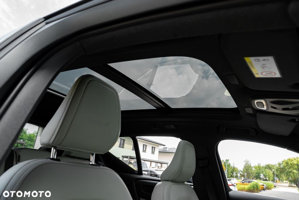 Volvo XC 40 D3 - 30