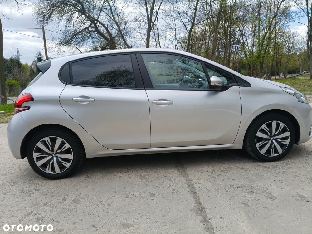 Peugeot 208 Blue-HDi 100 Stop&Start Active - 4