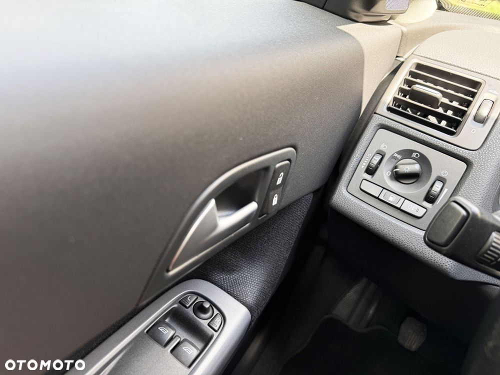 Volvo C30 1.6D DRIVe Start/Stop Momentum - 24