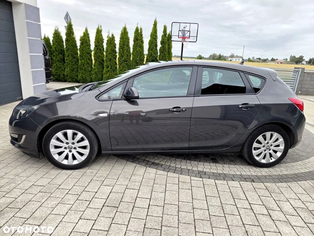 Opel Astra - 11