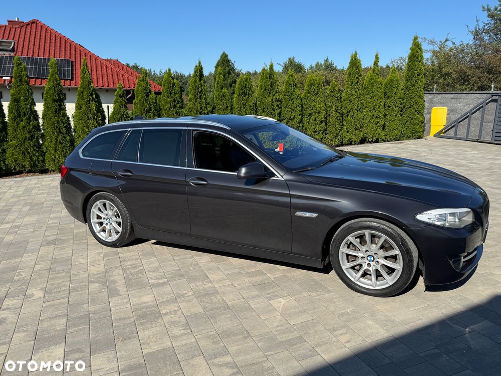 BMW Seria 5 530d xDrive - 3