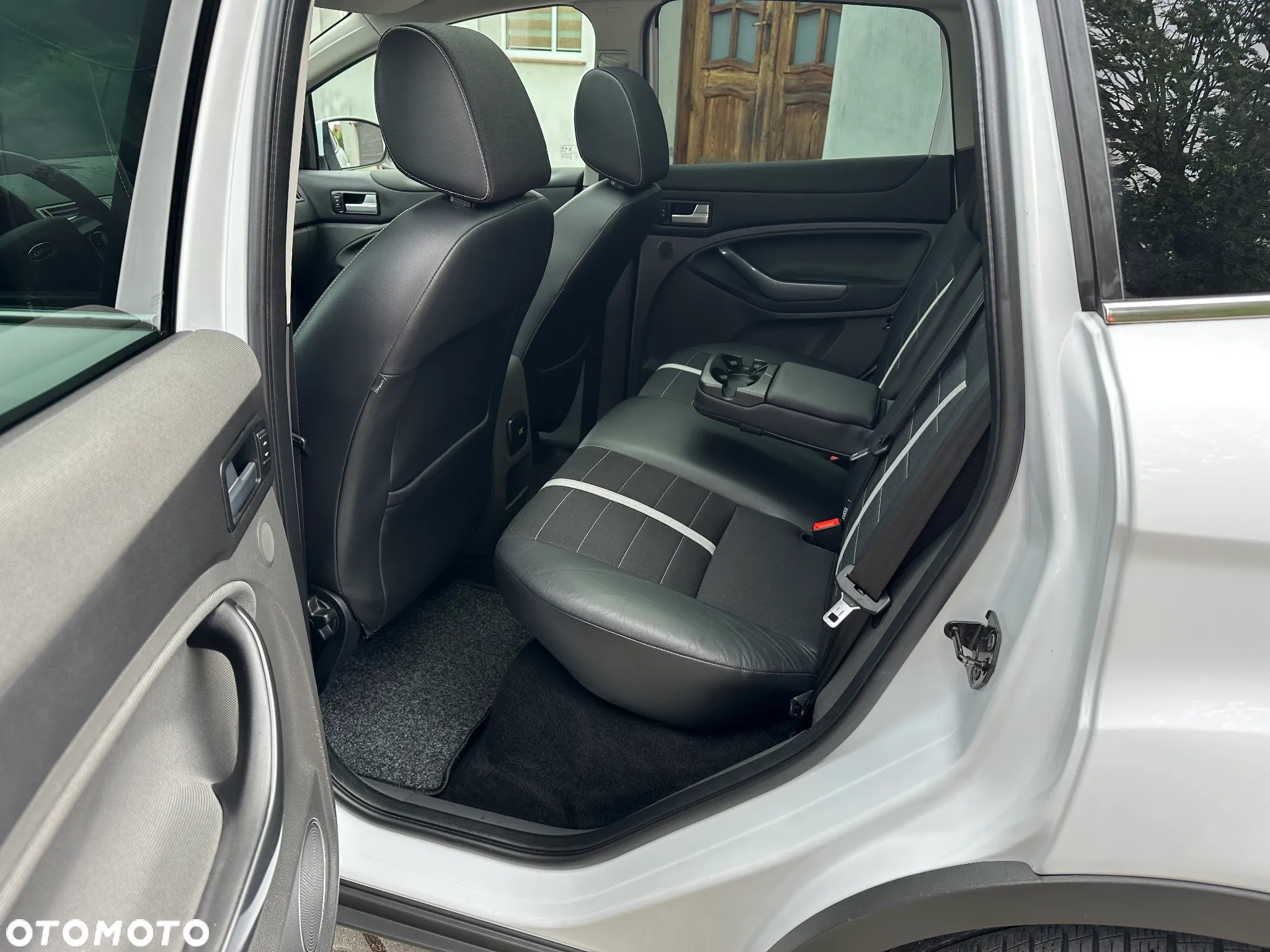 Ford Kuga 2.0 TDCi 4WD Titanium - 7