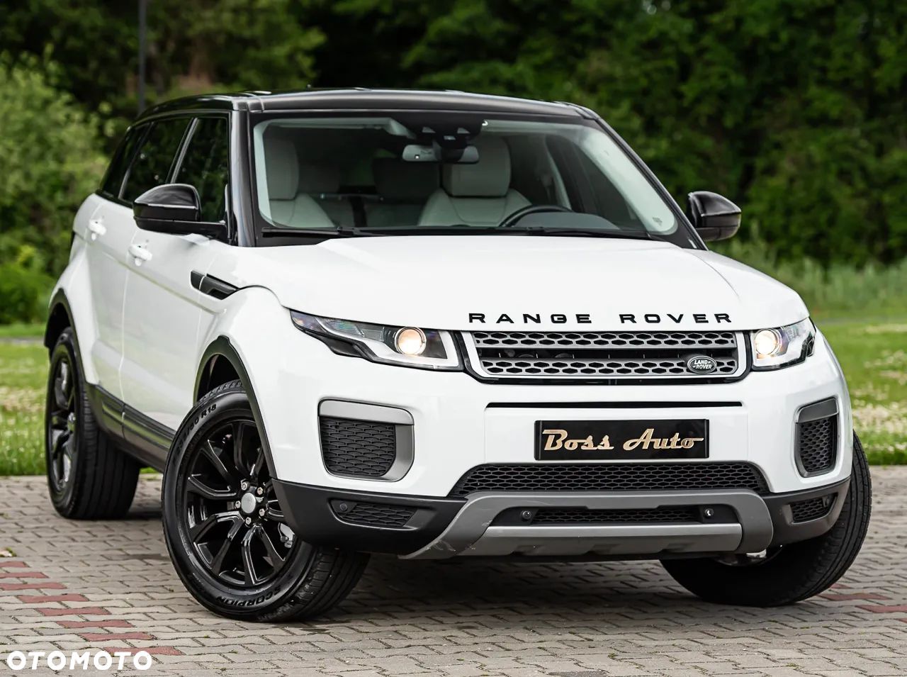 Land Rover Range Rover Evoque 2.0 D150 R-Dynamic - 1