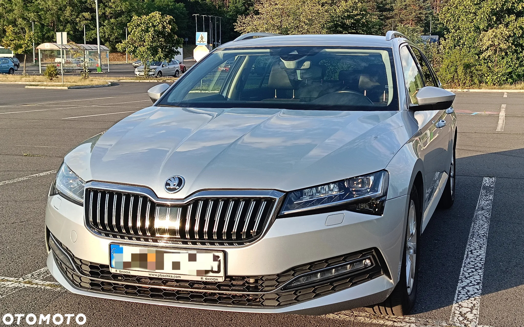 Skoda Superb Combi 2.0 TDI DSG Premium Edition - 2