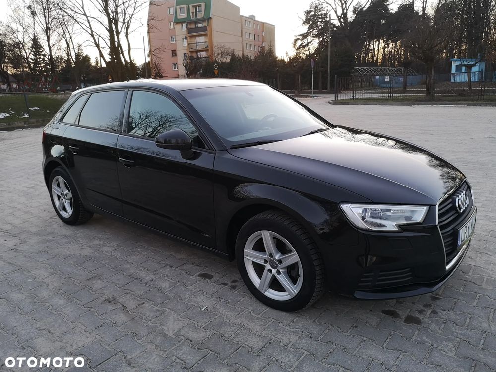 Audi A3 Sportback 1.6 TDI S tronic sport - 25
