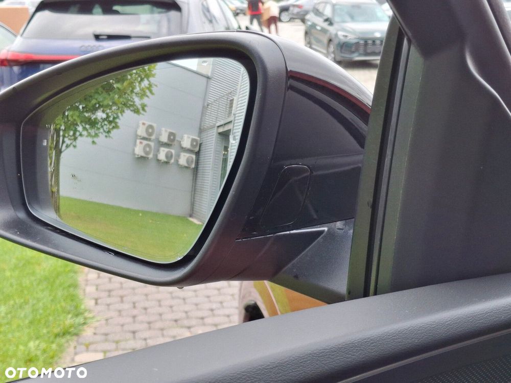 Audi Q5 Sportback - 23