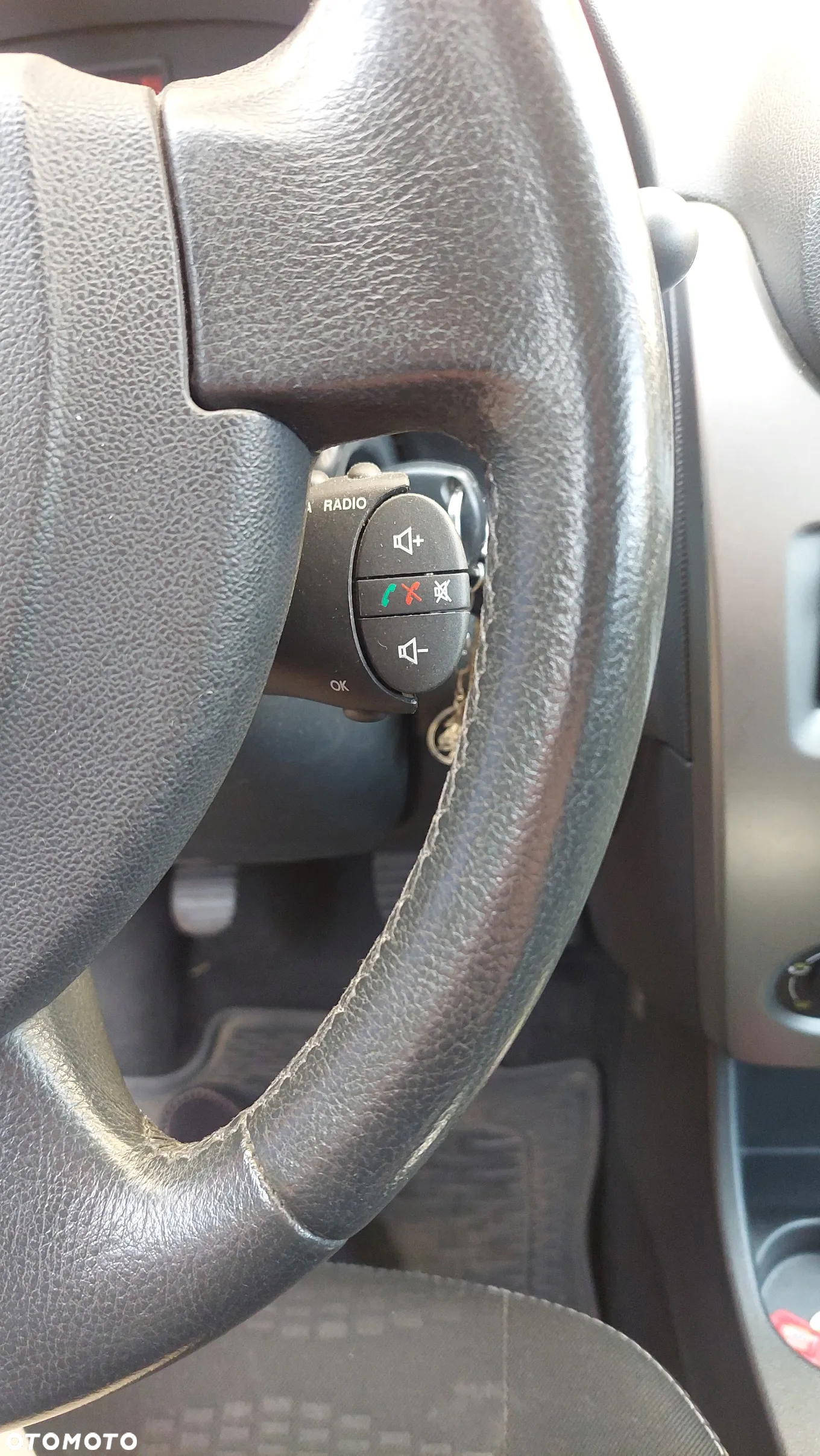 Dacia Sandero Stepway 1.6 - 6