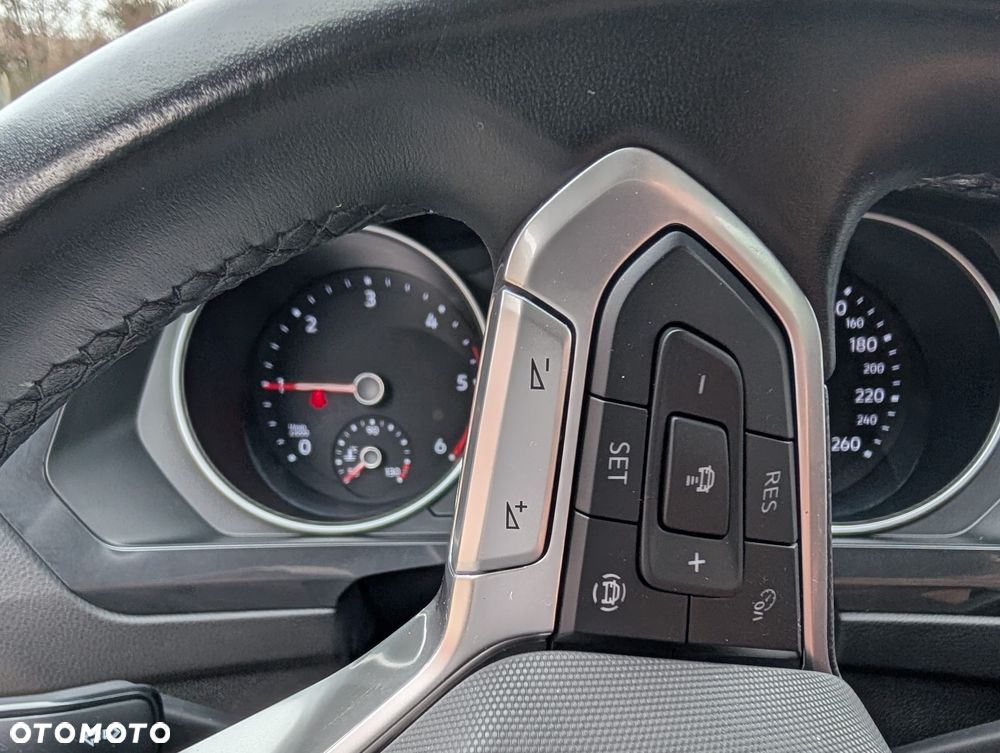 Volkswagen Tiguan 2.0 TDI SCR 4Mot Life DSG - 33