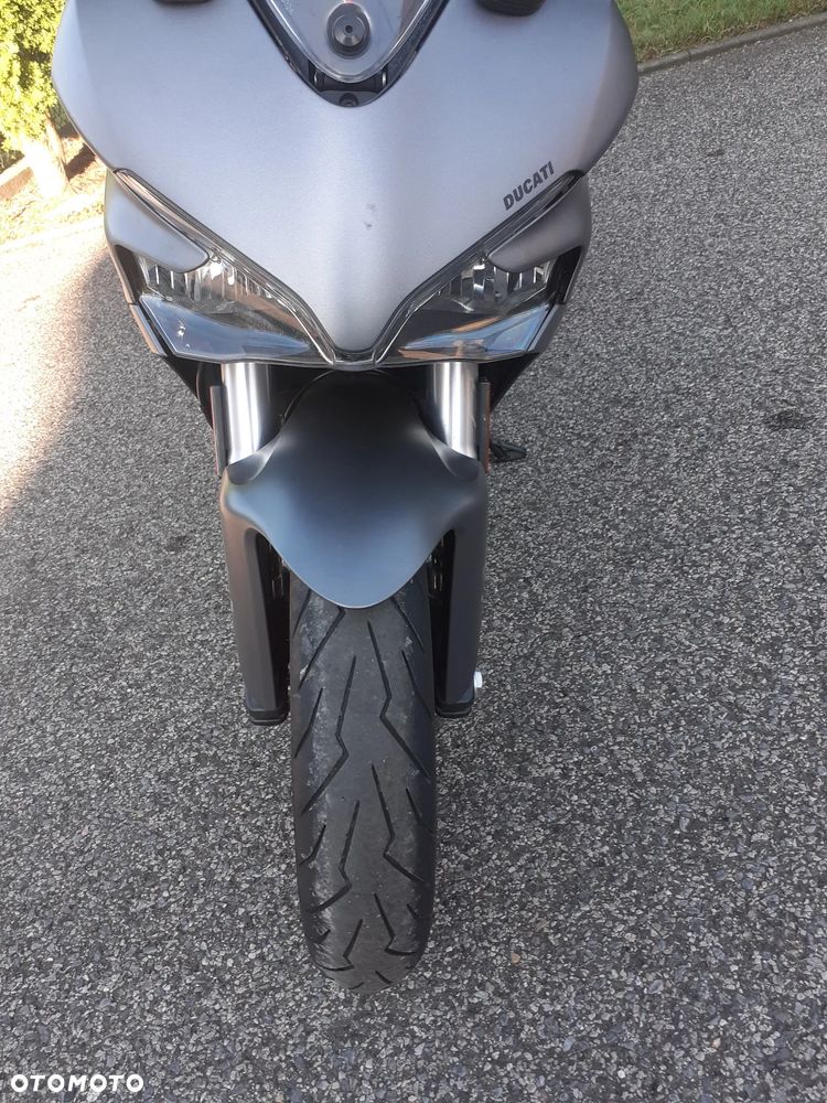 Ducati SuperSport - 27