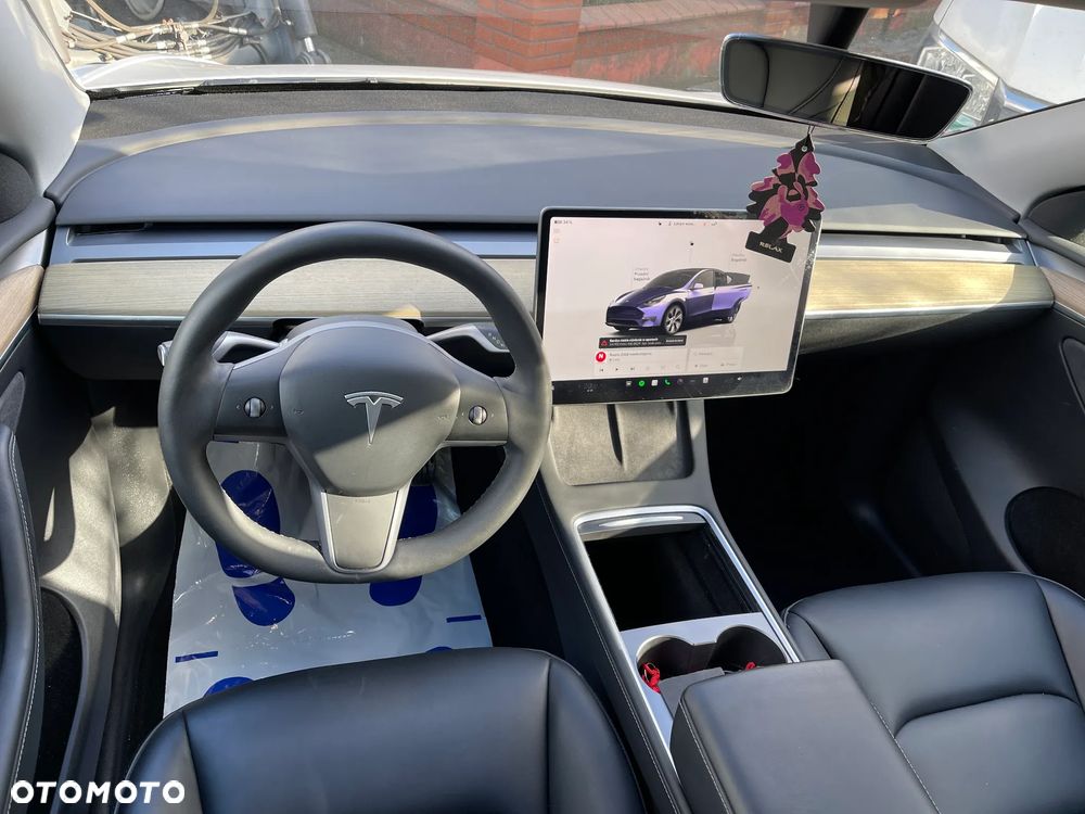Tesla Model Y Standard - 10