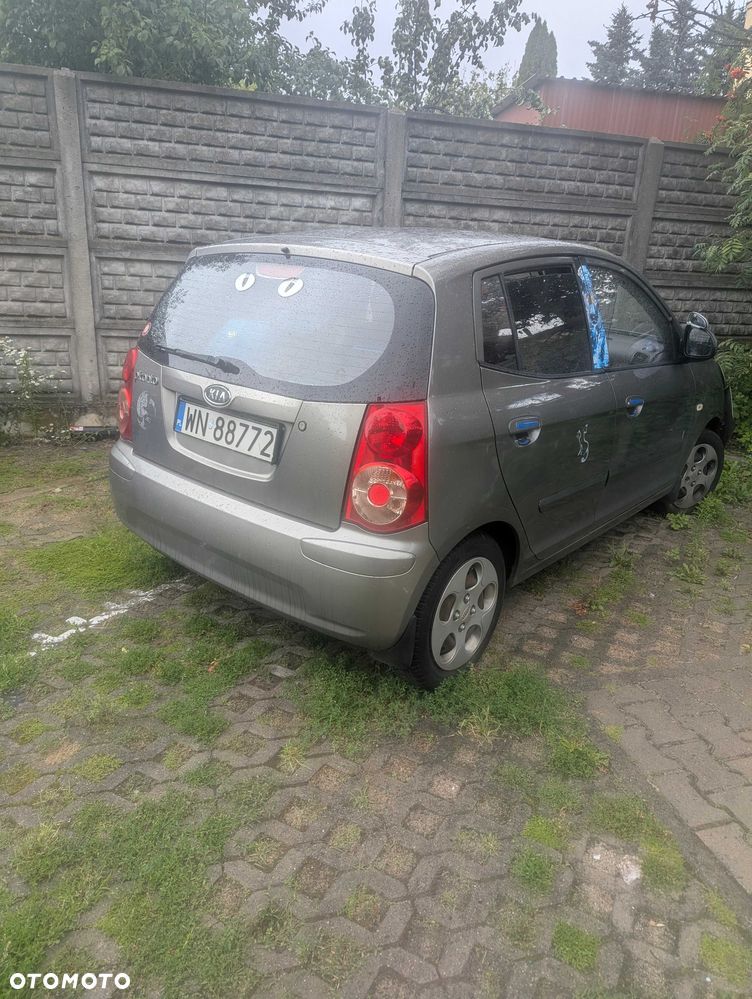 Kia Picanto - 4