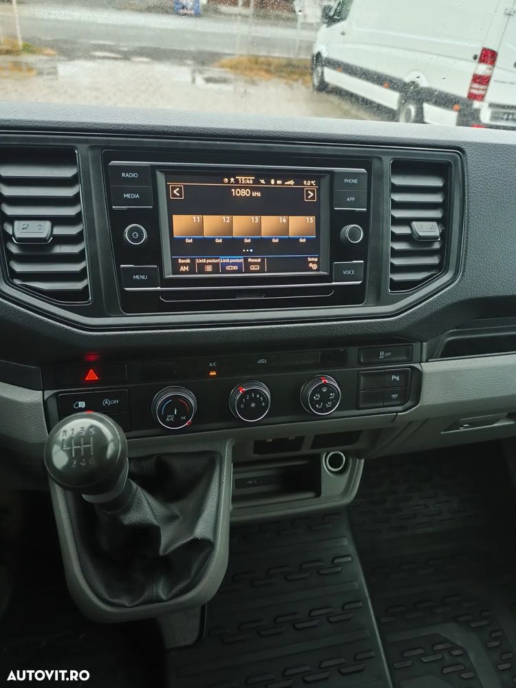 Volkswagen Crafter - 11