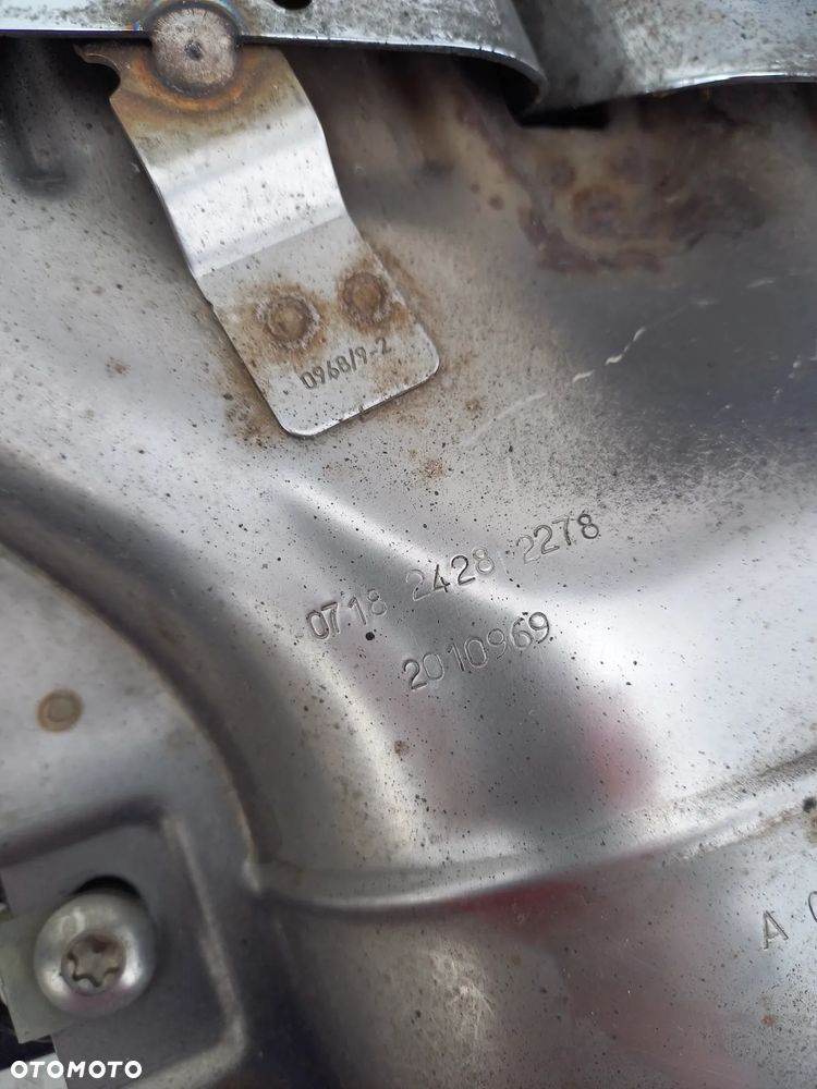 Końcówka tłumika wydechu Mercedes W205 AMG A0004902900 A2058859104 - 6