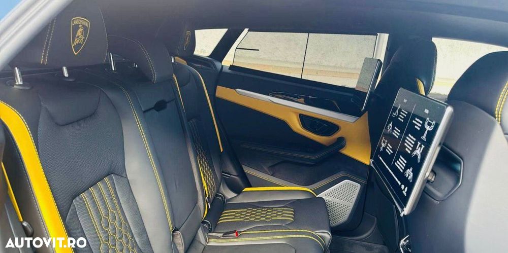 Lamborghini URUS - 7