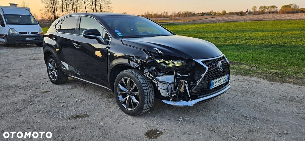 Lexus NX - 7