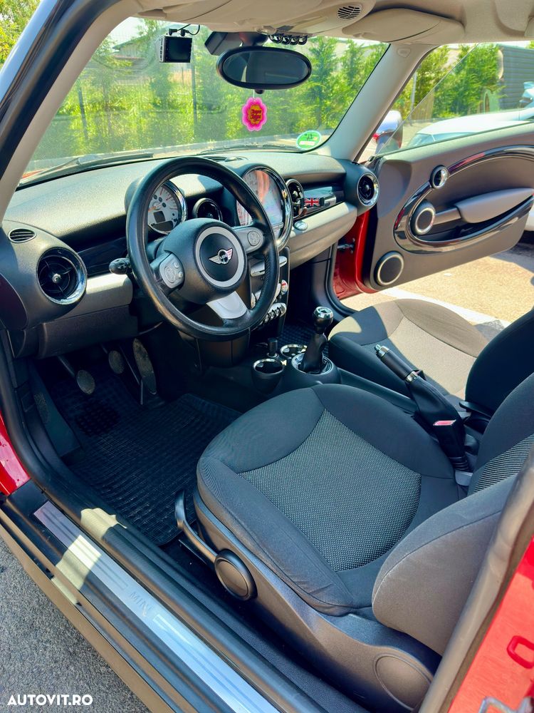 Mini Cooper One D - 5