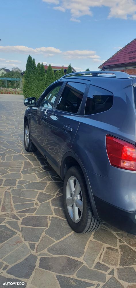 Nissan Qashqai+2 - 7