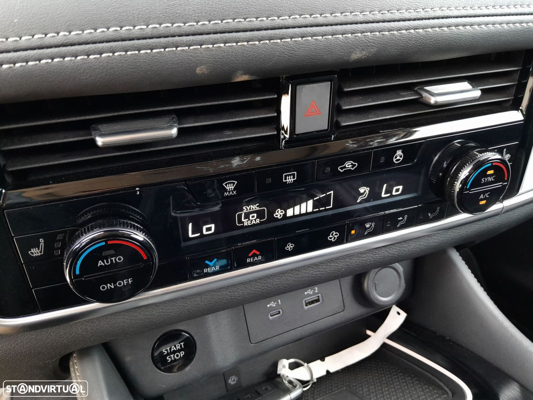 Nissan X-Trail 1.5 e-Power Tekna+ 7L e-4force - 17