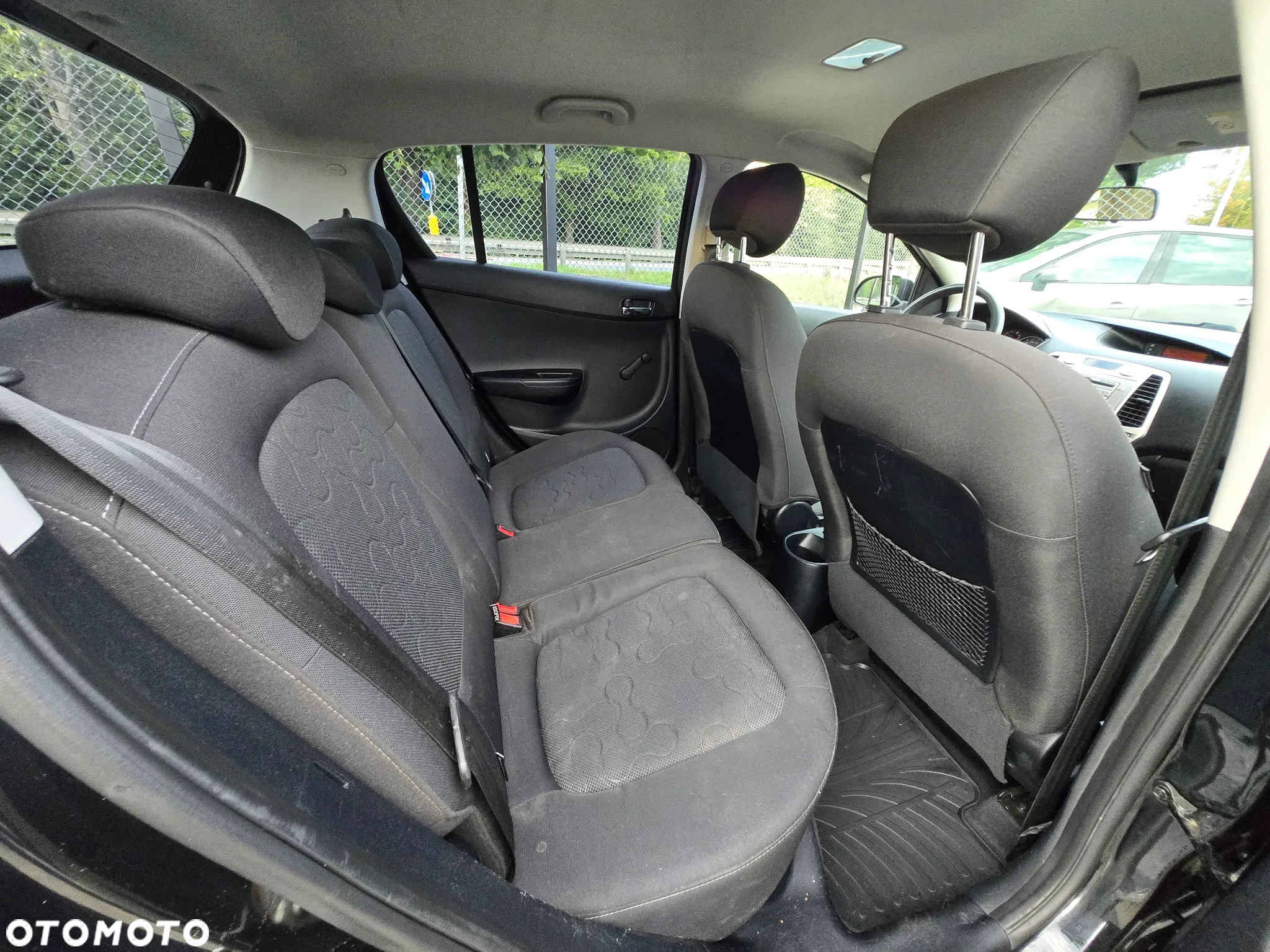 Hyundai i20 - 11