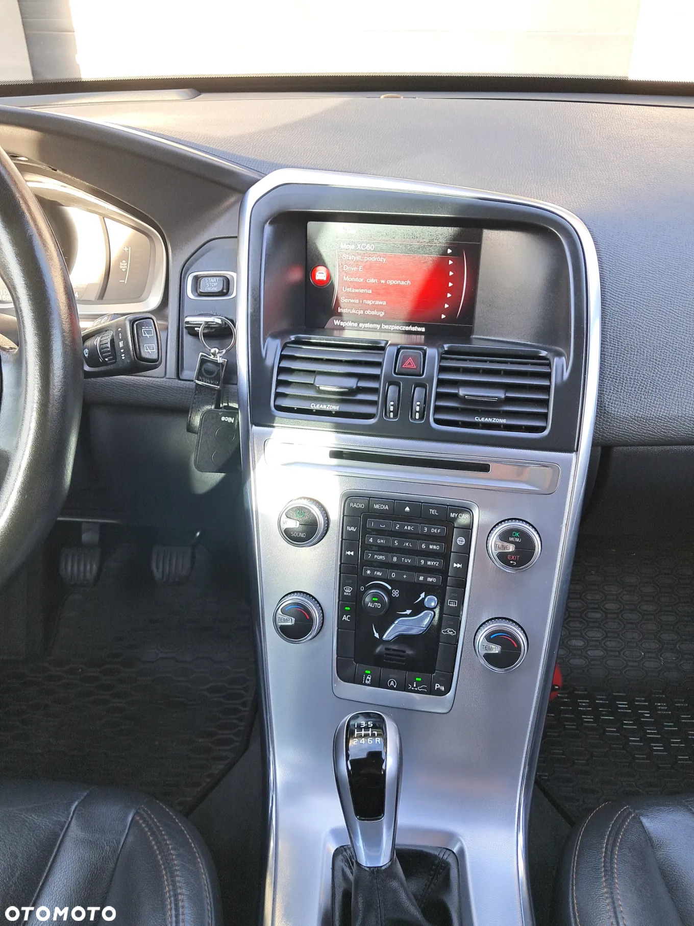 Volvo XC 60 D3 Inscription - 28