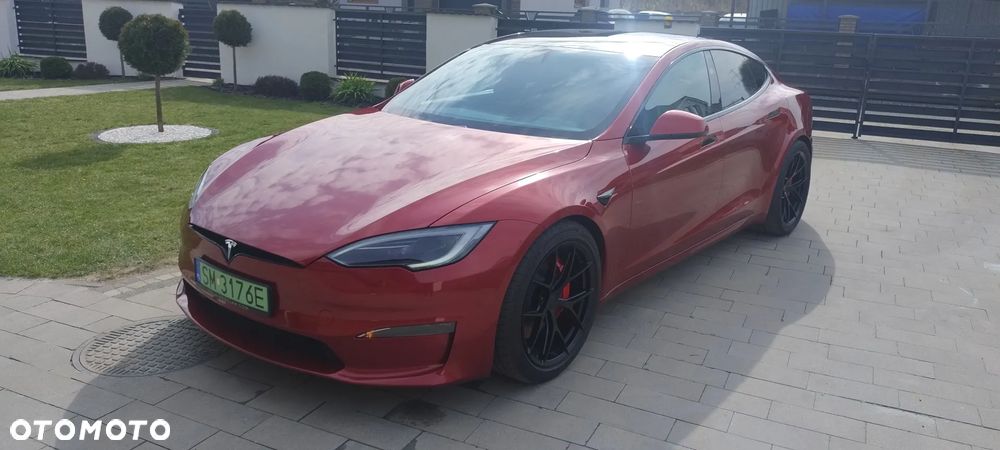 Tesla Model S - 10