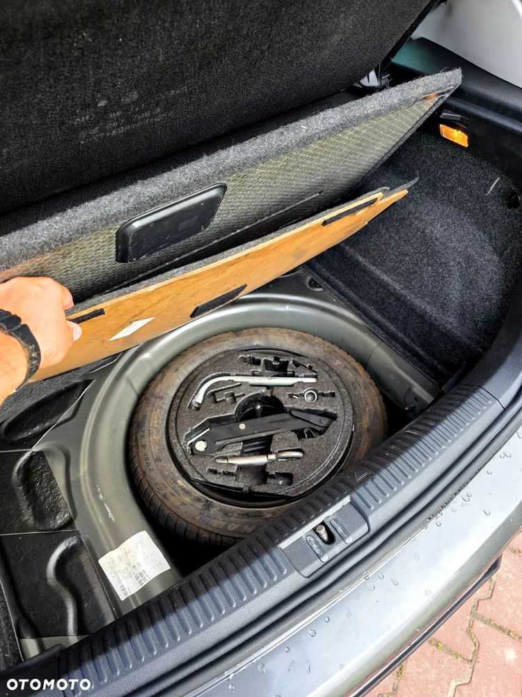 Volkswagen Polo - 8