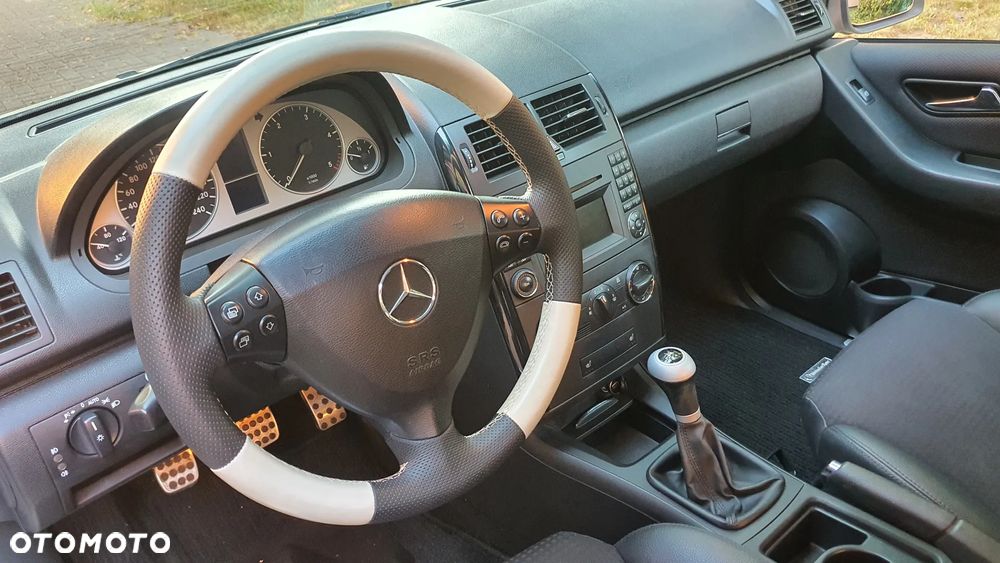 Mercedes-Benz Klasa A 180 CDI Elegance First - 31