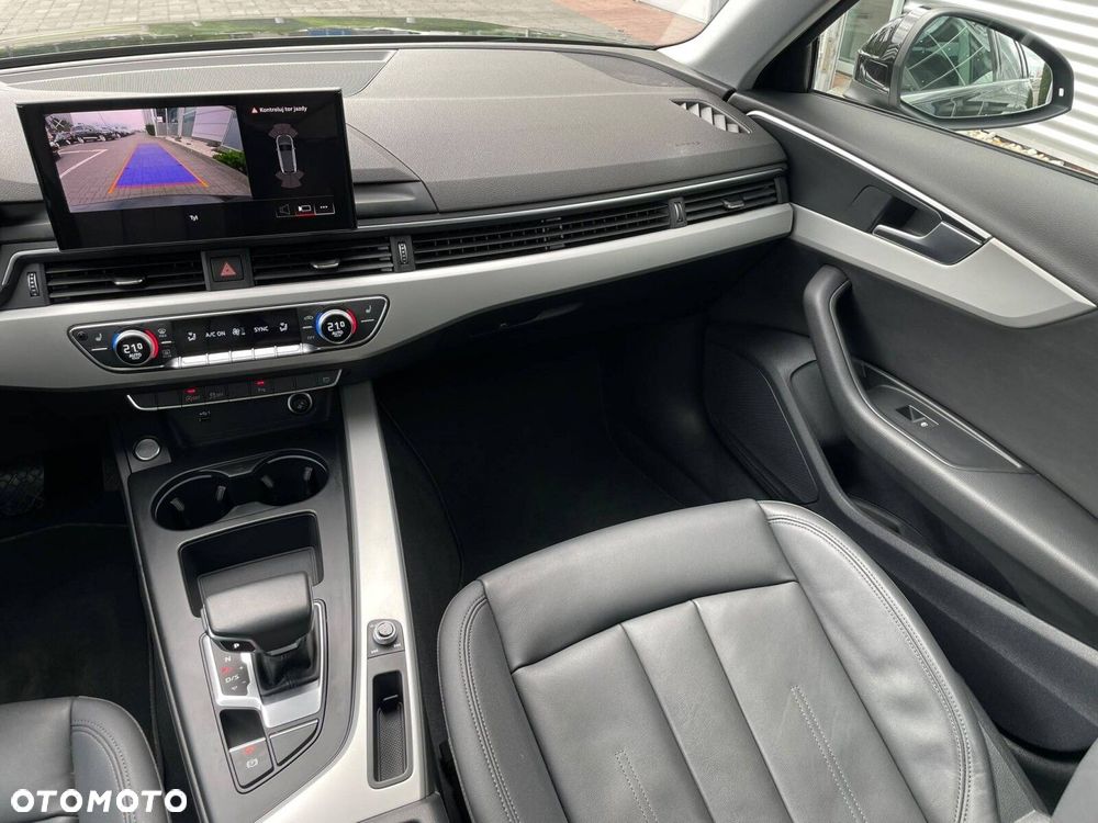 Audi A4 Avant - 16