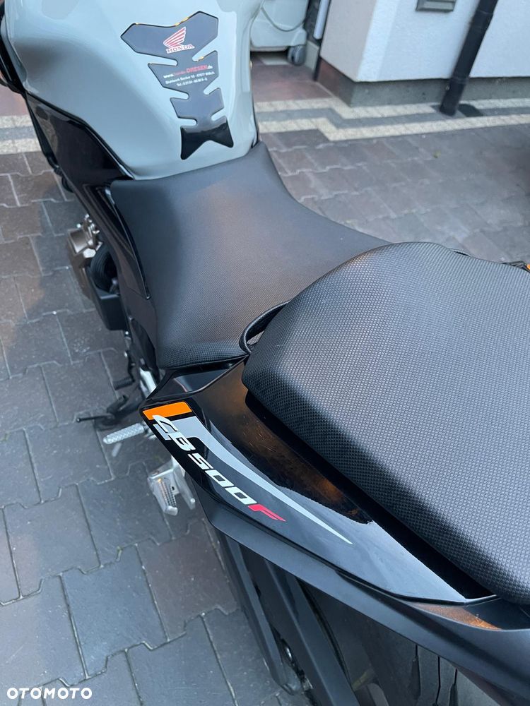 Honda CB - 11