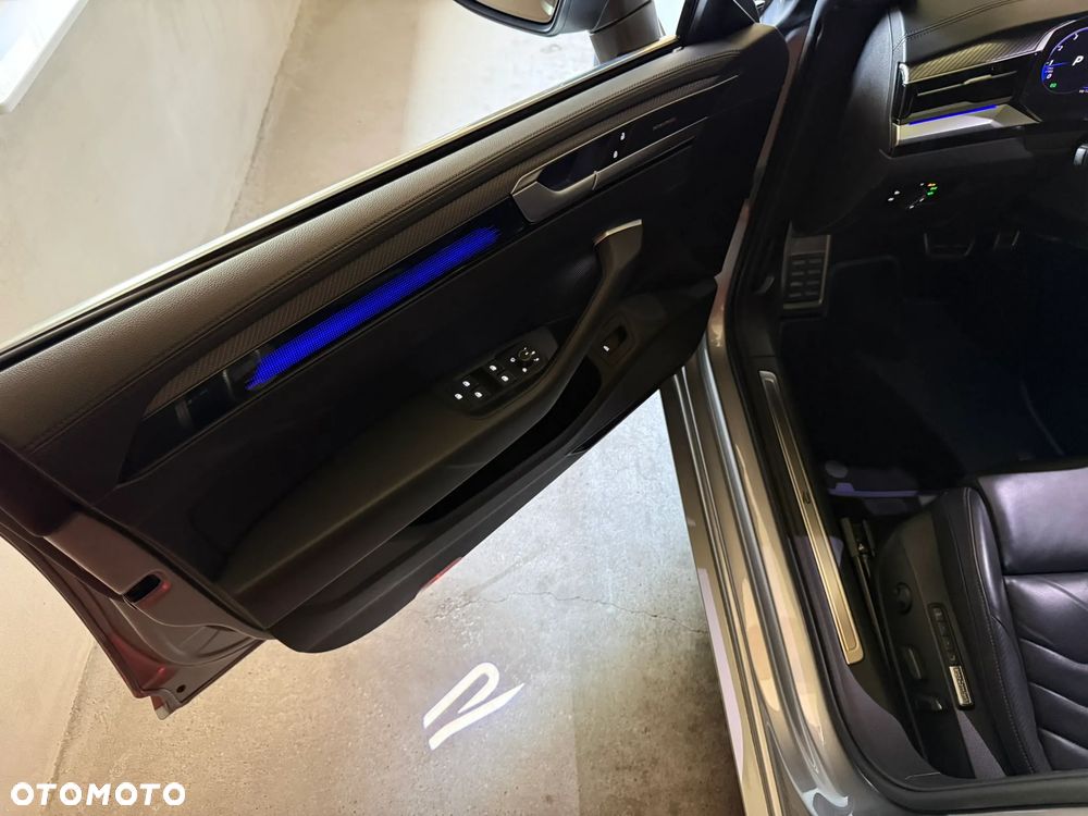 Volkswagen Arteon 2.0 TSI 4Motion R DSG - 34