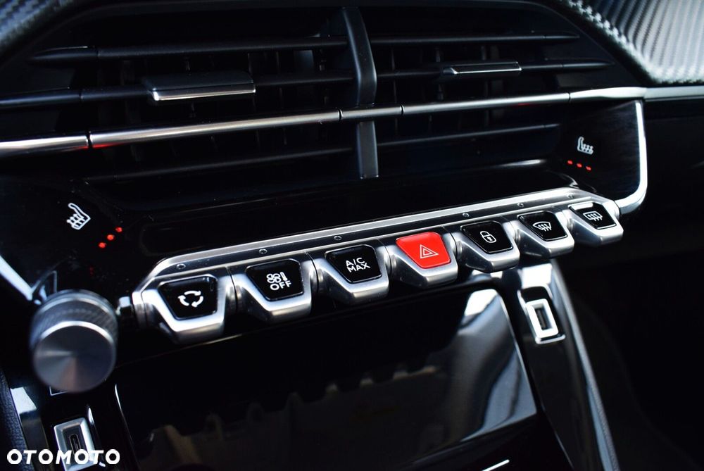 Peugeot 208 1.2 PureTech Allure S&S - 19