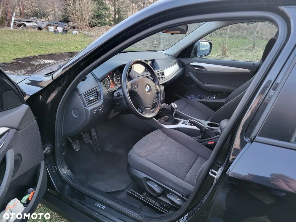 BMW X1 xDrive18d - 11