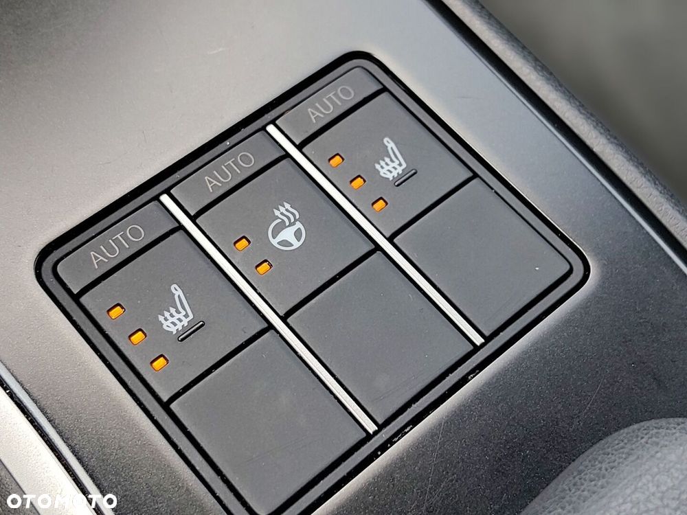 Lexus UX 250h GPF Business 2WD - 19