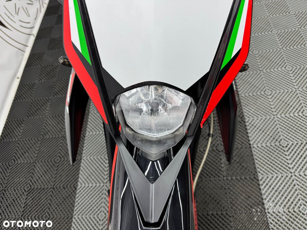 Aprilia SX - 10