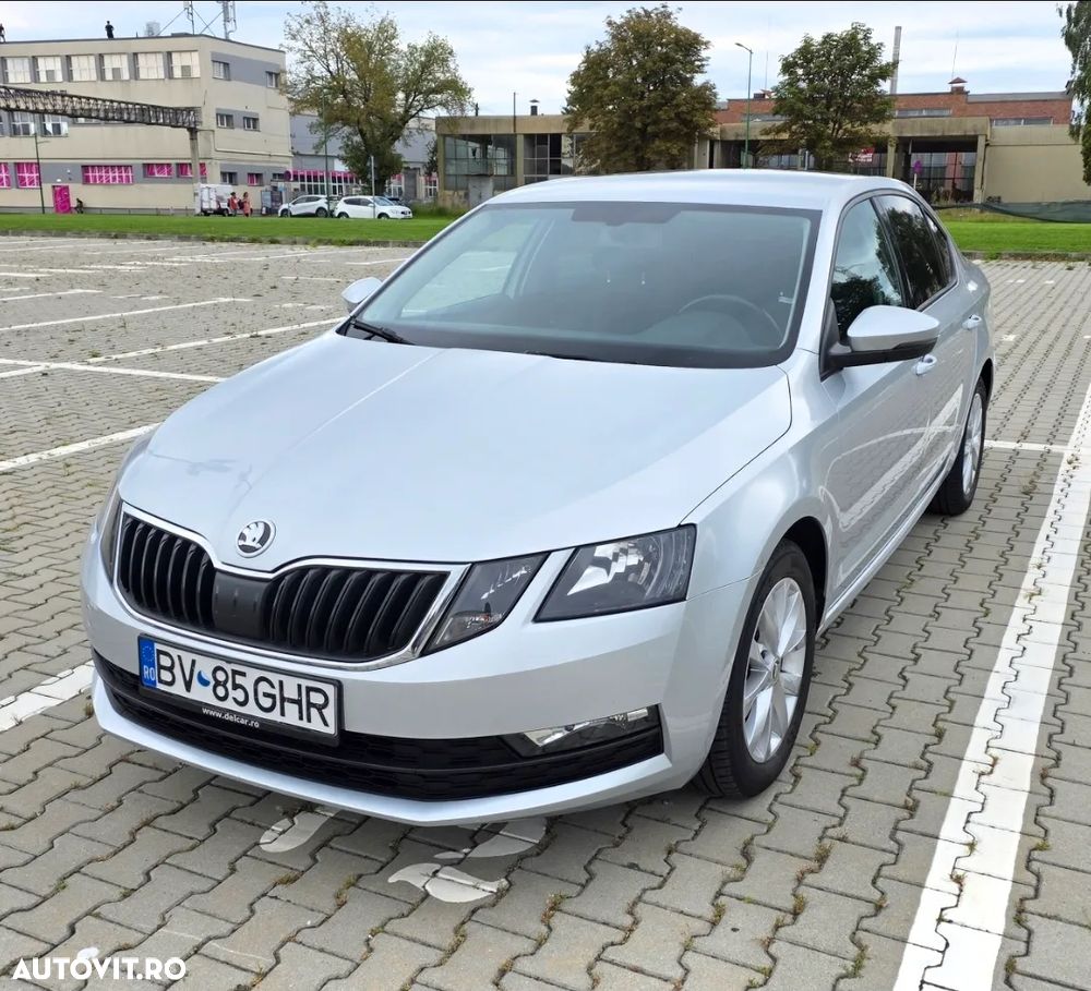 Skoda Octavia - 2