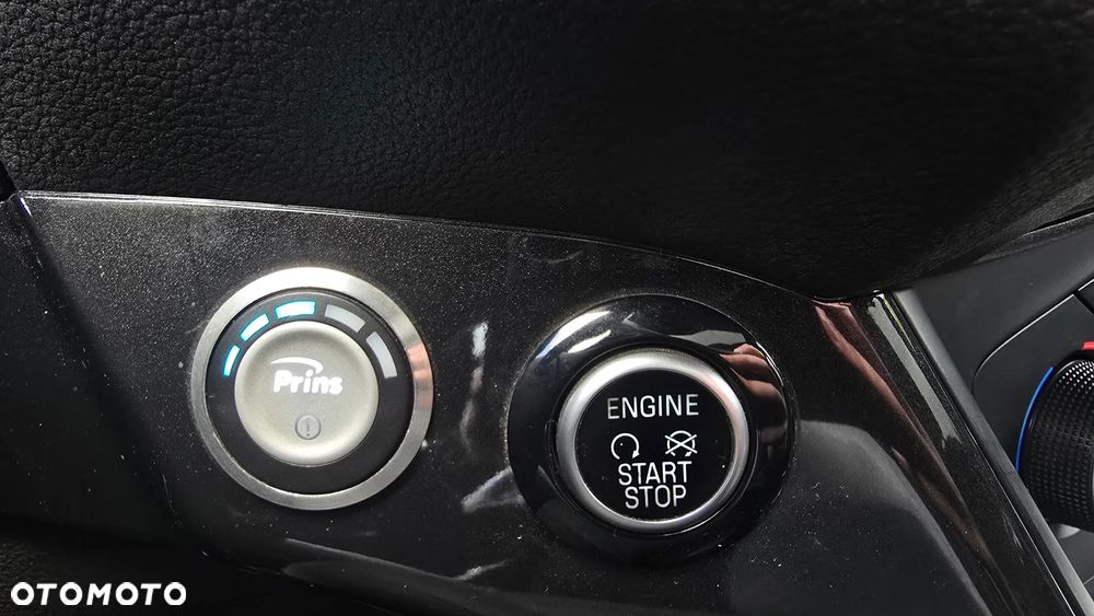 Ford Kuga 1.5 EcoBoost FWD ST-Line ASS - 34