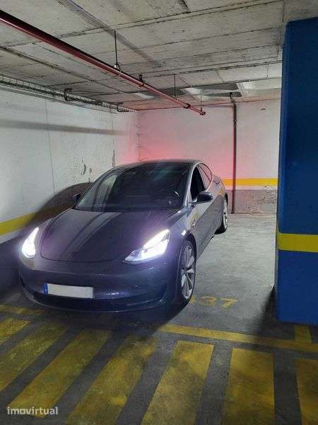 Parqueamento Telheiras junto ao Metro - Grande imagem: 3/9